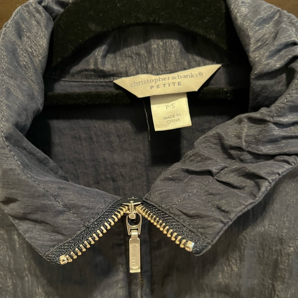 Jacket - Picture 3 of 4